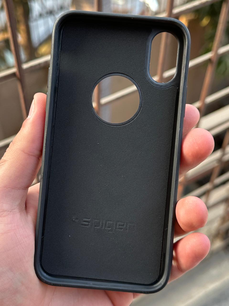 iPhone "XS Max" Spigen Premium Lining Stitched Case - Black