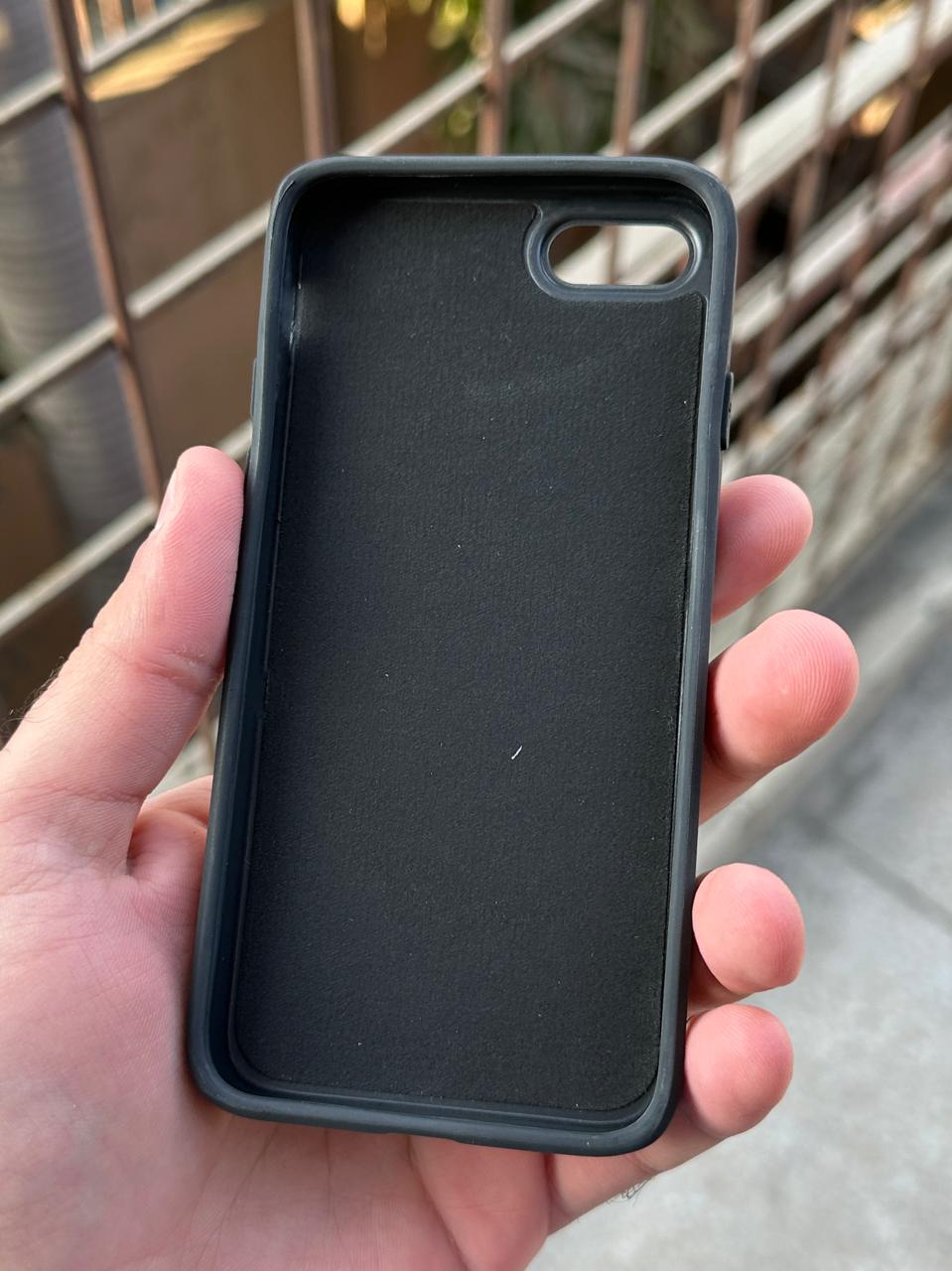 iPhone "7/8" Premium Carbon Fiber Case - Offwhite Line Secondary image