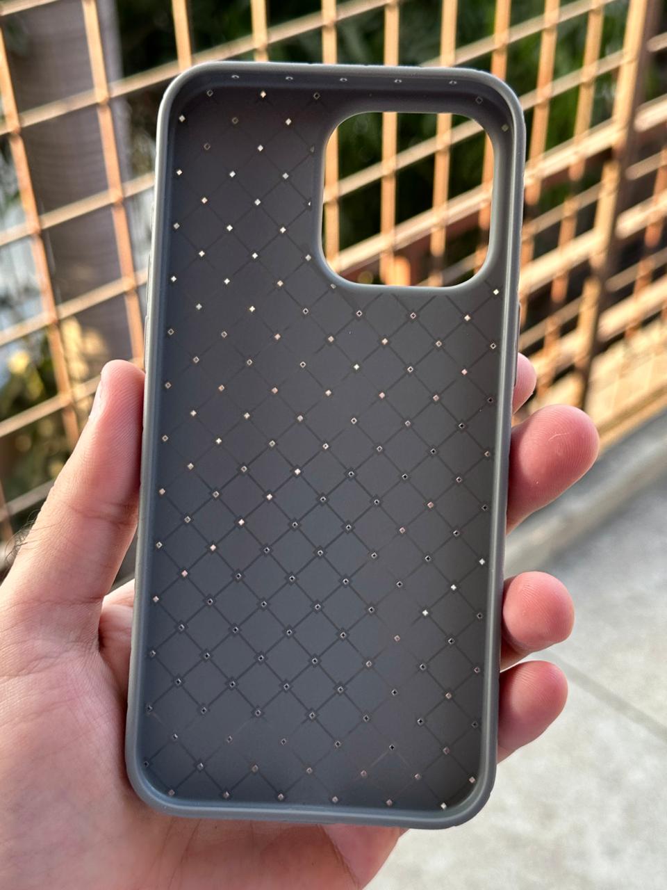 iPhone "15 Pro Max" Woven "Leather Feel" Case - Gray