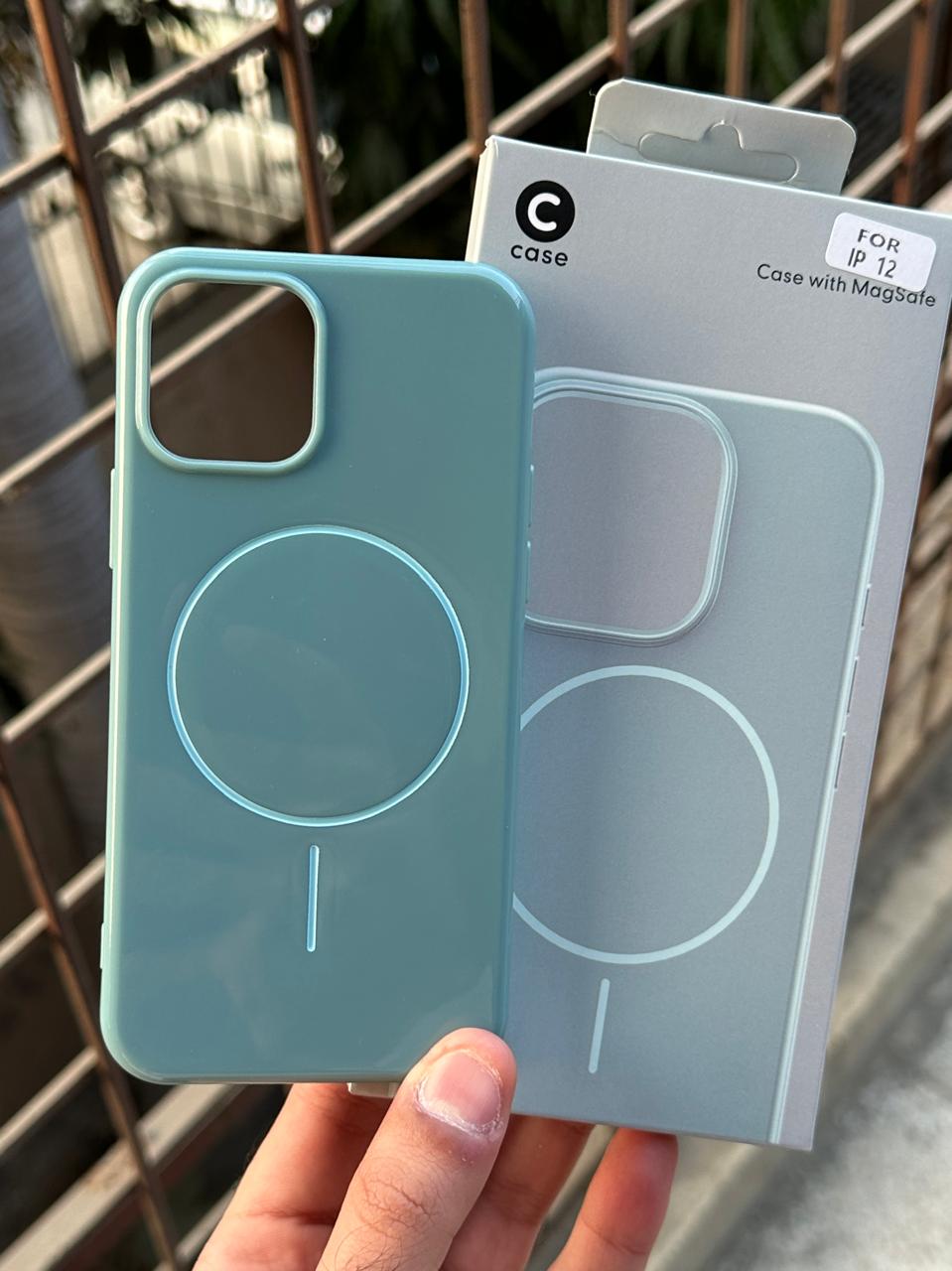 iPhone "12/12 Pro" Beats Premium MagSafe Case - Riptide Blue