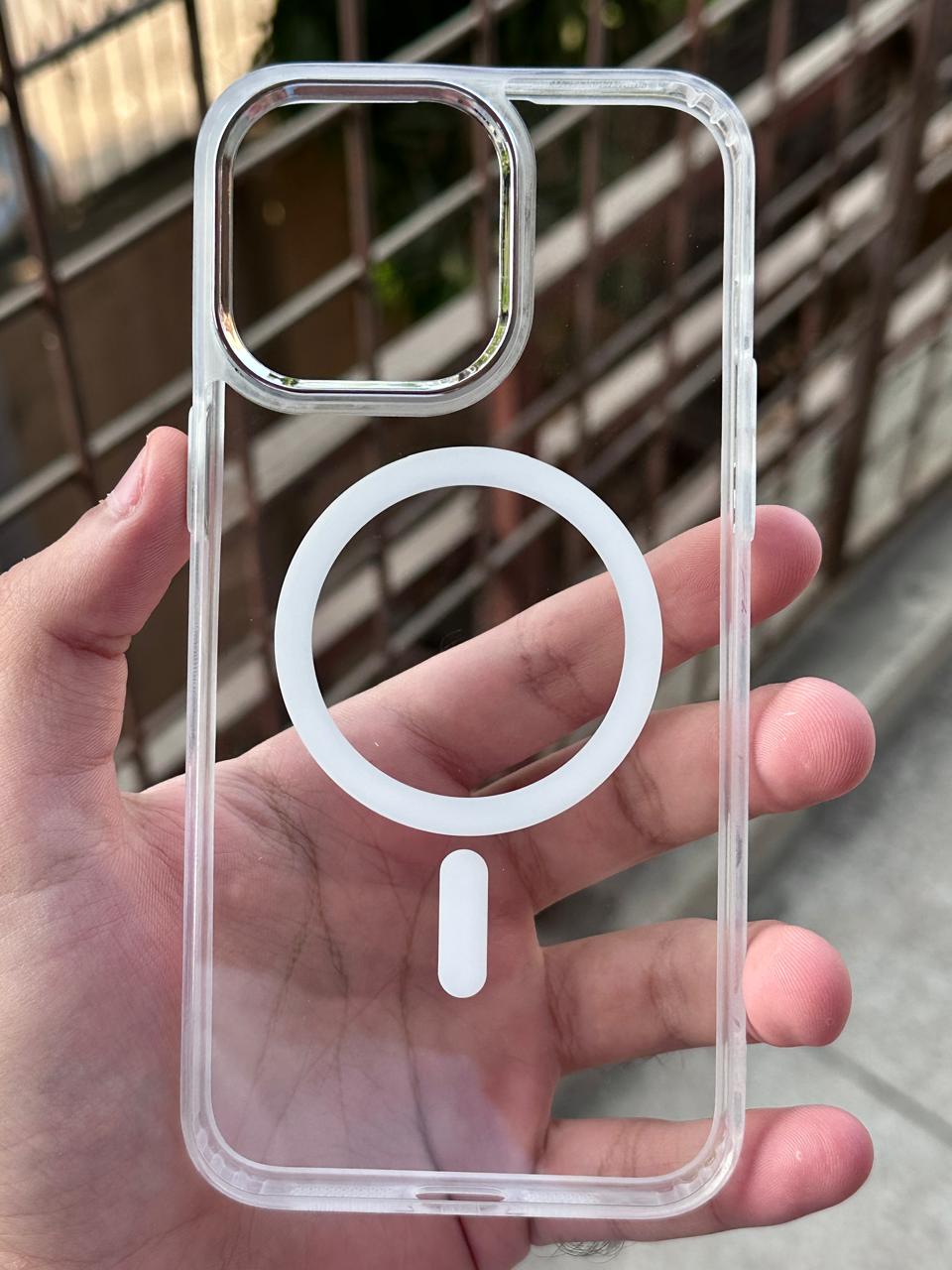 iPhone "15 Pro Max" BELKIN Magnetic Treated Protective Clear Case