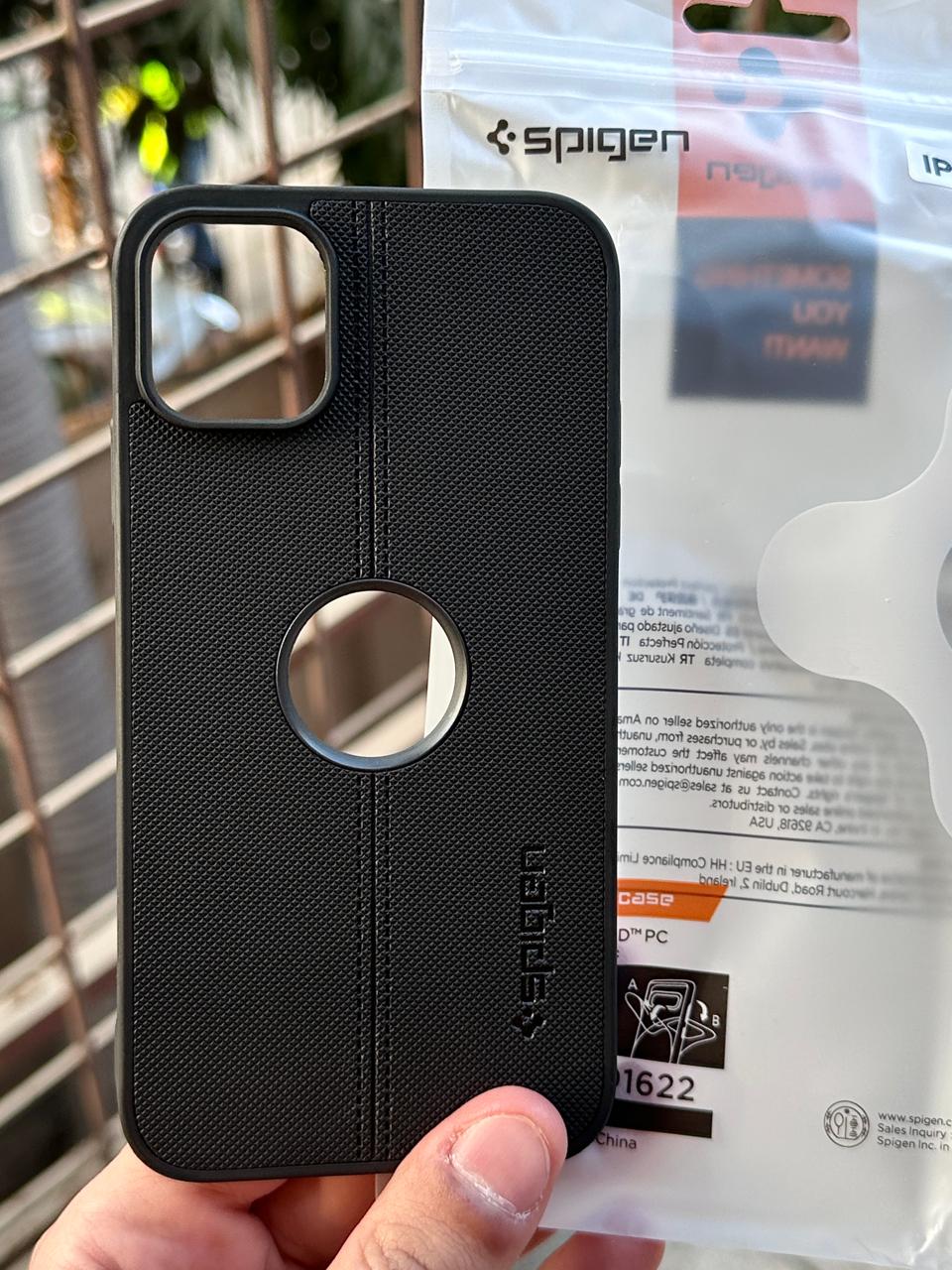 iPhone "11 Pro Max" Spigen Premium Lining Stitched Case - Black Main image
