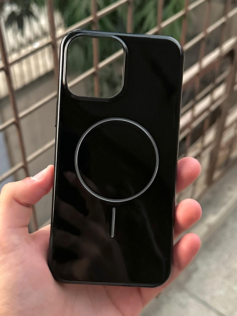 iPhone "13 Pro Max" Beats Premium MagSafe Case - Black Secondary image