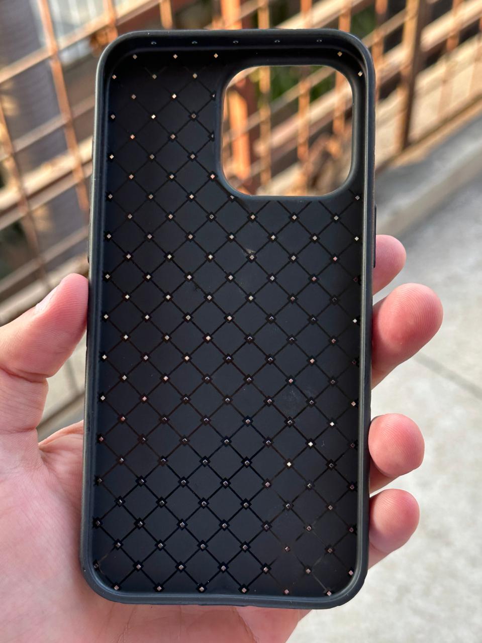 iPhone "15 Pro Max" Woven "Leather Feel" Case - Black