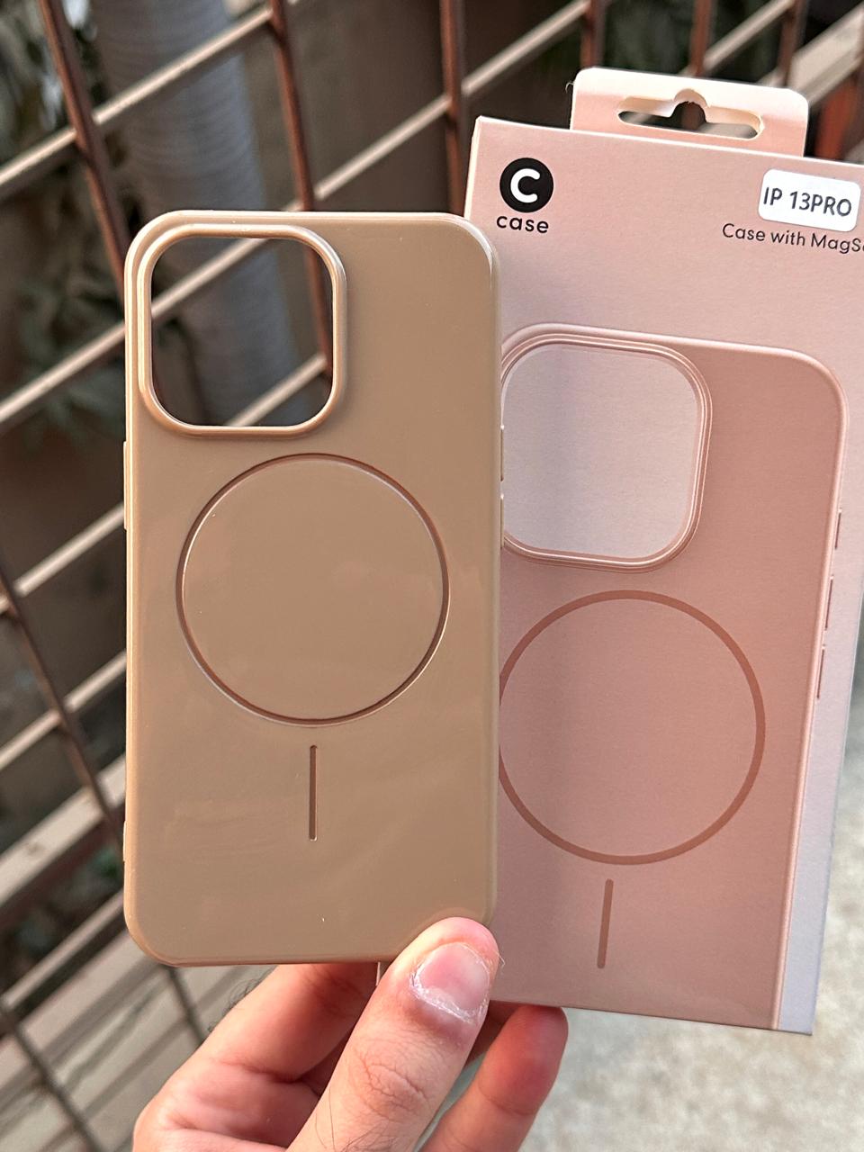 iPhone "13 Pro" Beats Premium MagSafe Case - Gold Main image