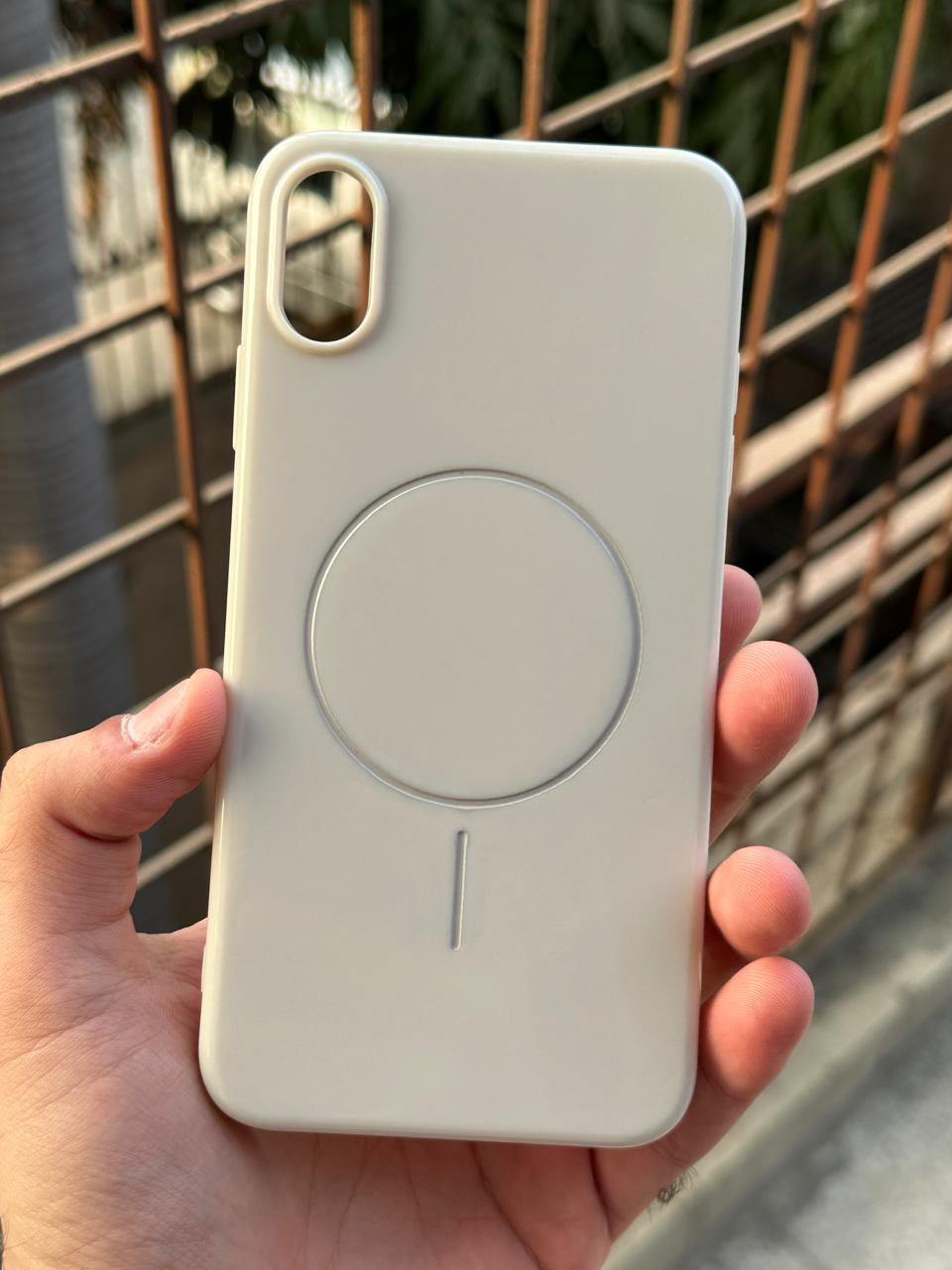 iPhone "XS Max" Beats Premium MagSafe Case - Summit Stone Secondary image