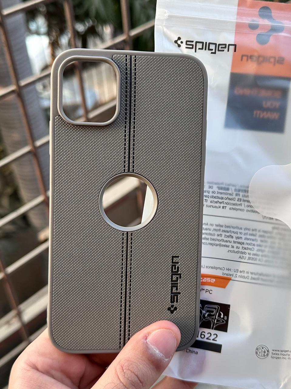 iPhone "11 Pro Max" Spigen Premium Lining Stitched Case - Gray