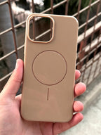 iPhone "13 Pro Max" Beats Premium MagSafe Case - Gold