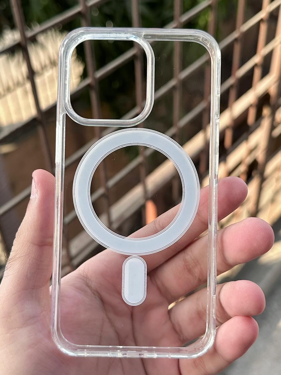 iPhone "13 Pro" BERLIA Premium MagSafe Transparent Case Secondary image