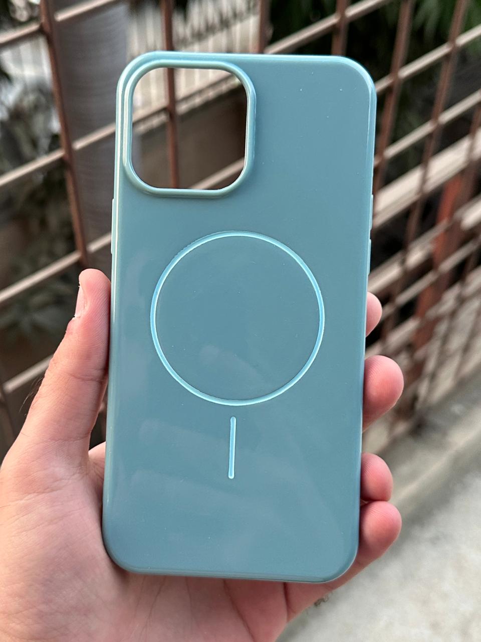 iPhone "13 Pro Max" Beats Premium MagSafe Case - Riptide Blue