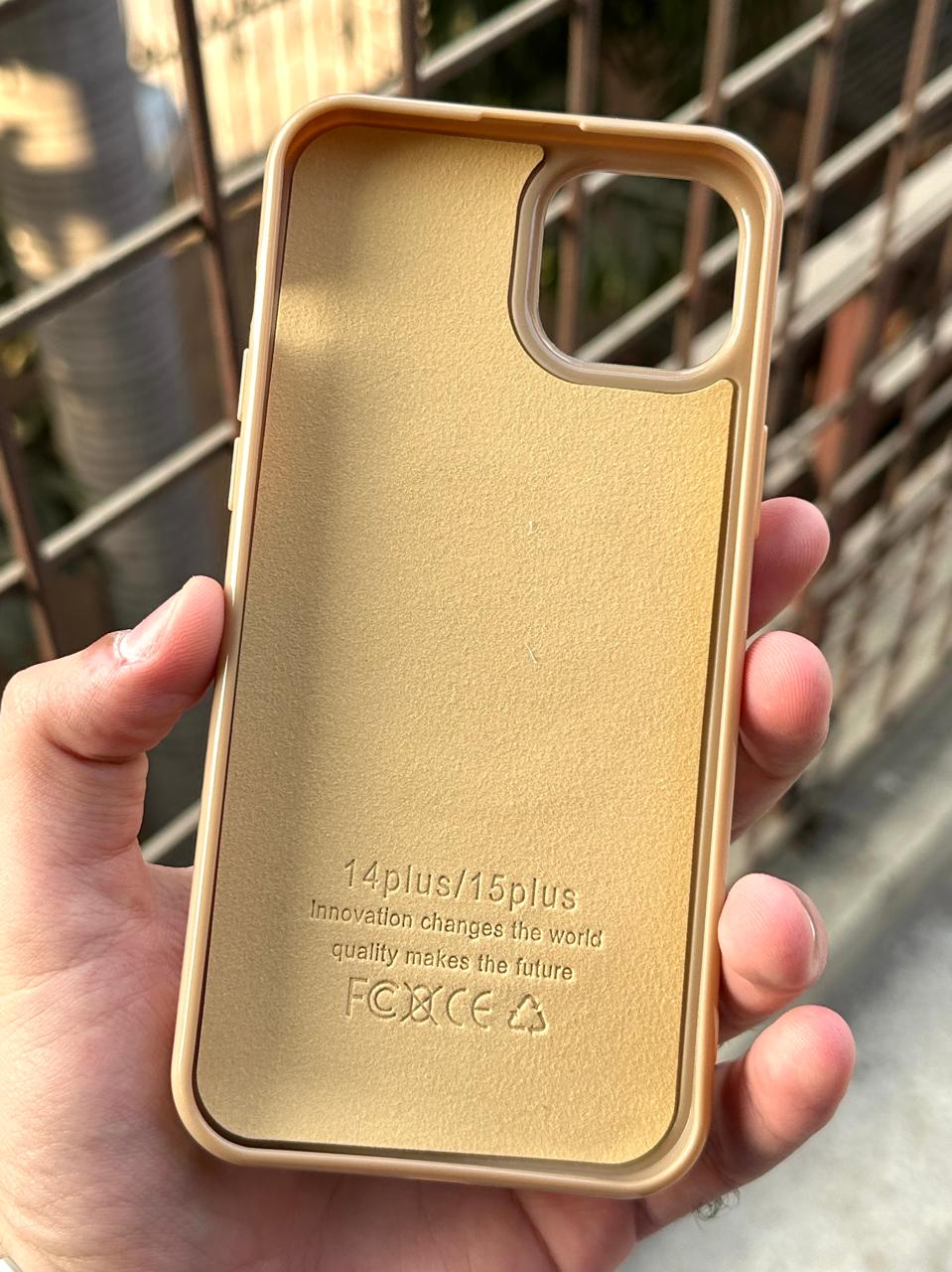 iPhone "14 Plus" Beats Premium MagSafe Case - Gold