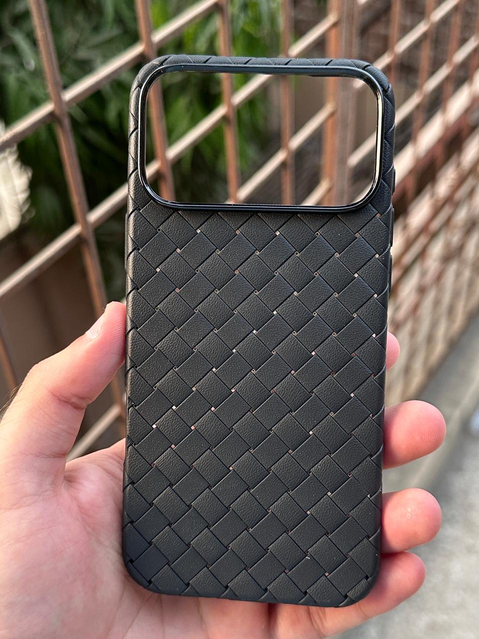 iPhone "17 Pro Max" Woven "Leather Feel" Case - Black