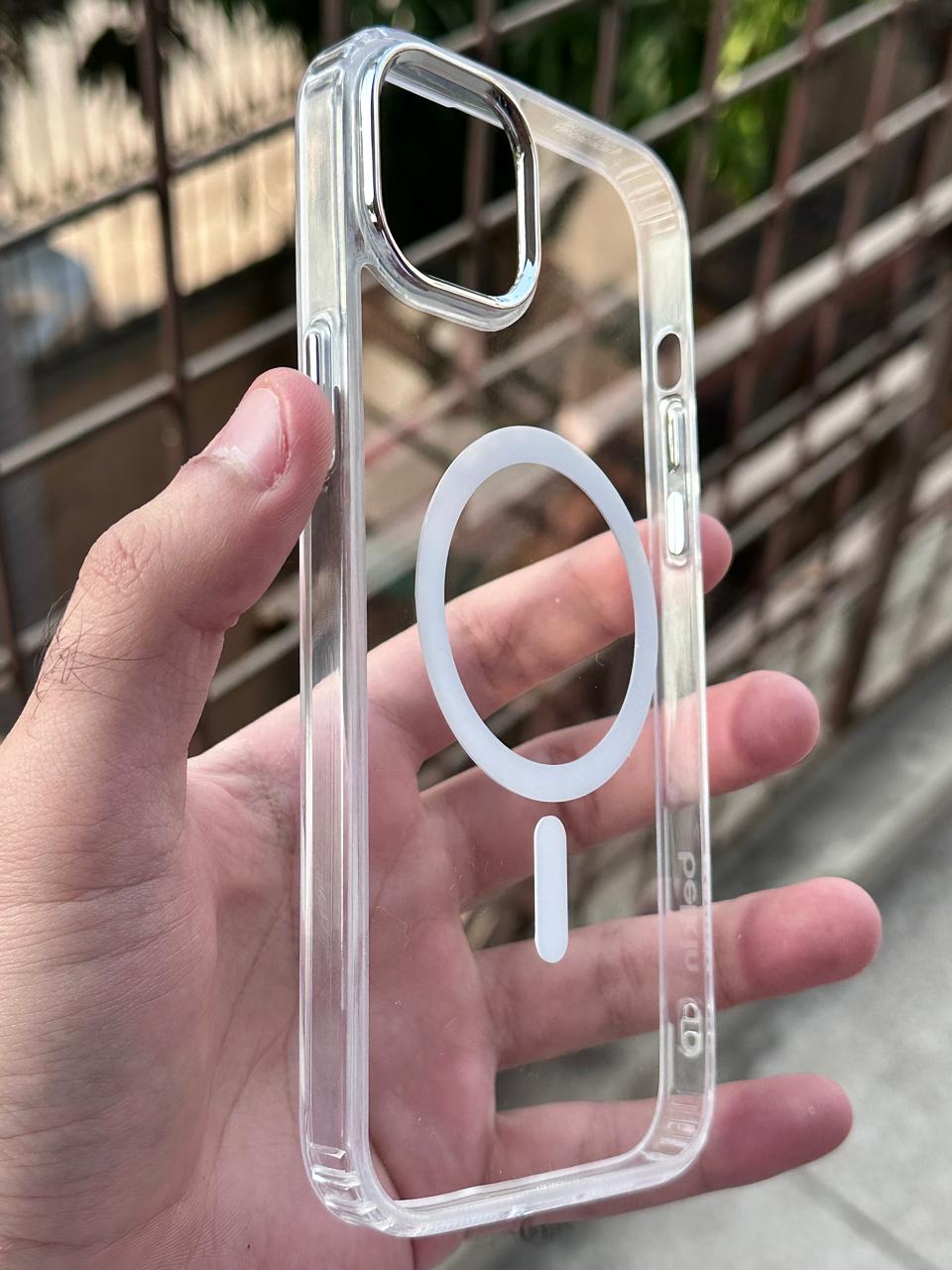 iPhone "15 Plus" BELKIN Magnetic Treated Protective Clear Case Secondary image