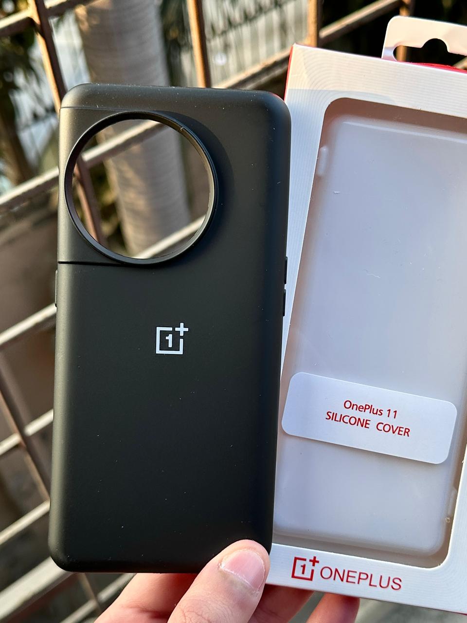 OnePlus "11" Premium Official Silicone Case - Black