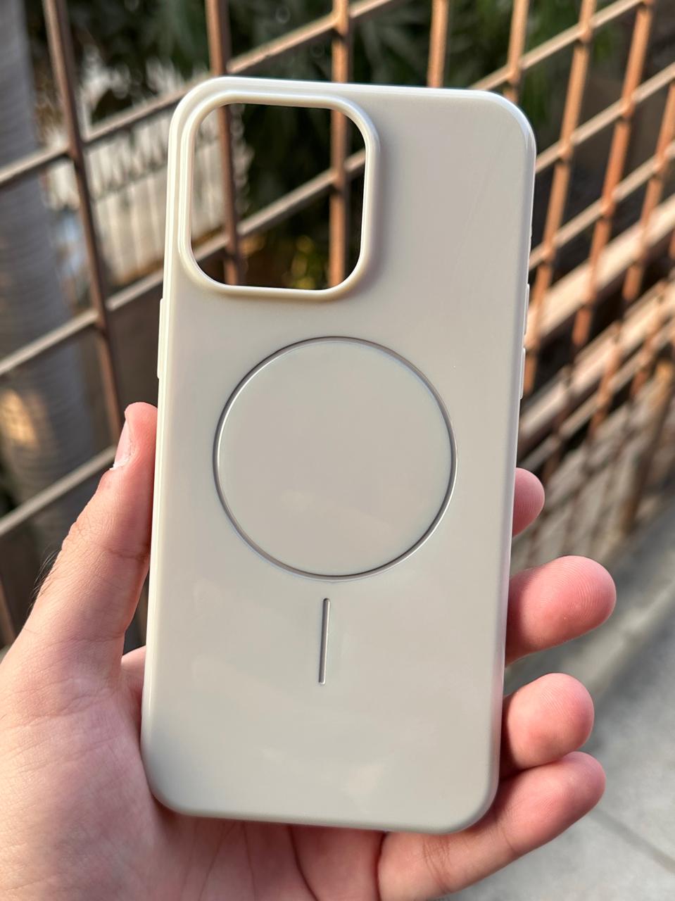 iPhone "14 Pro Max" Beats Premium MagSafe Case - Summit Stone