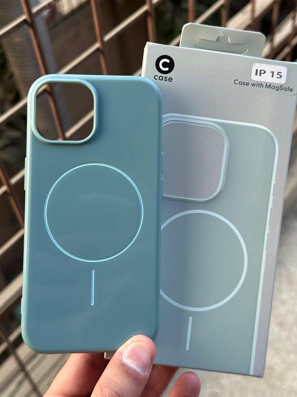 iPhone "15" Beats Premium MagSafe Case - Riptide Blue