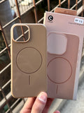 iPhone "15" Beats Premium MagSafe Case - Gold