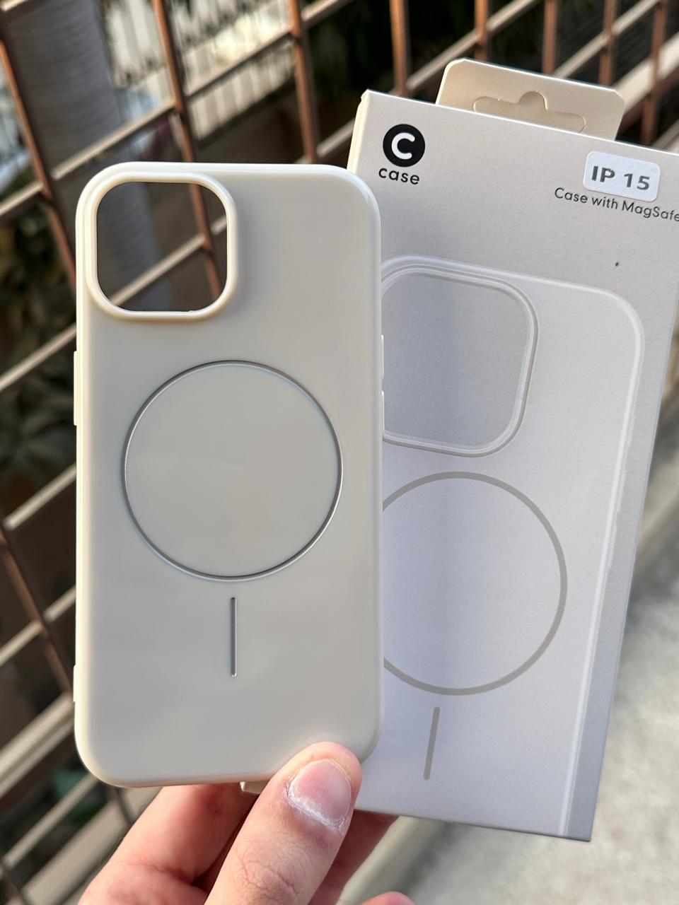 iPhone "15" Beats Premium MagSafe Case - Summit Stone