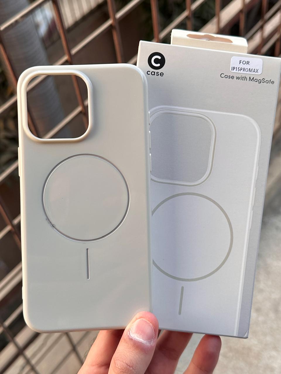 iPhone "15 Pro Max" Beats Premium MagSafe Case - Summit Stone Main image