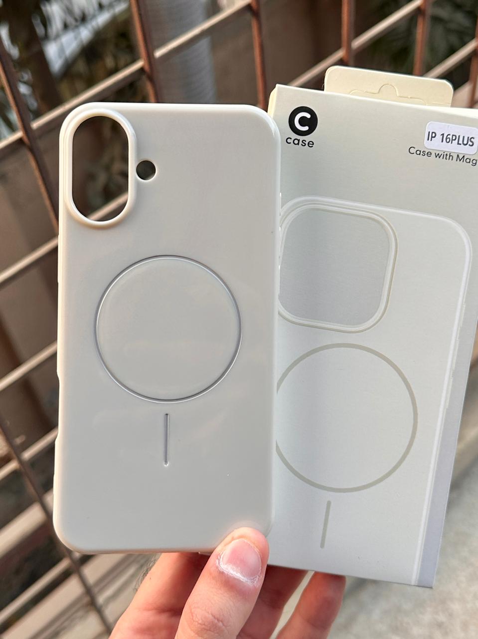 iPhone "16 Plus" Beats Premium MagSafe Case - Summit Stone