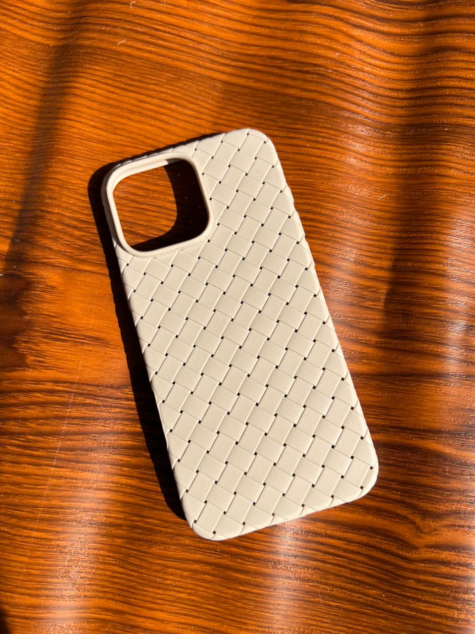 iPhone 16 Pro Max Woven Case "Leather Feel" White