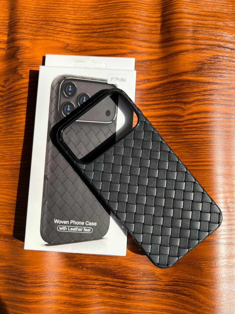 iPhone 17 Pro Max Woven Case "Leather Feel" Black