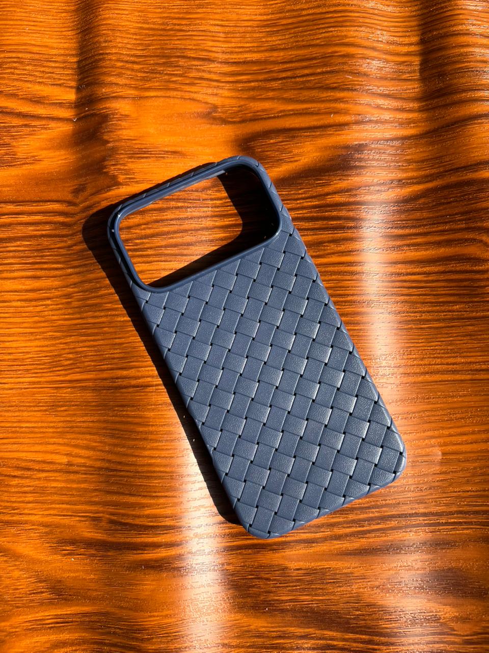 iPhone 17 Pro Max Woven Case "Leather Feel" Blue