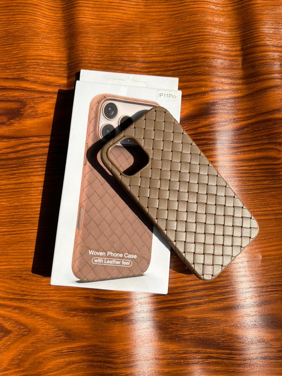 iPhone 11 Pro Woven Case "Leather Feel" Brown