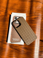iPhone 15 Pro Max Woven Case "Leather Feel" Brown