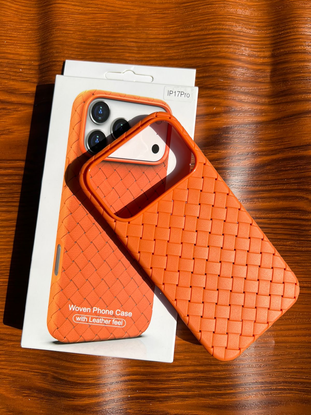 iPhone 17 Pro Woven Case "Leather Feel" Orange