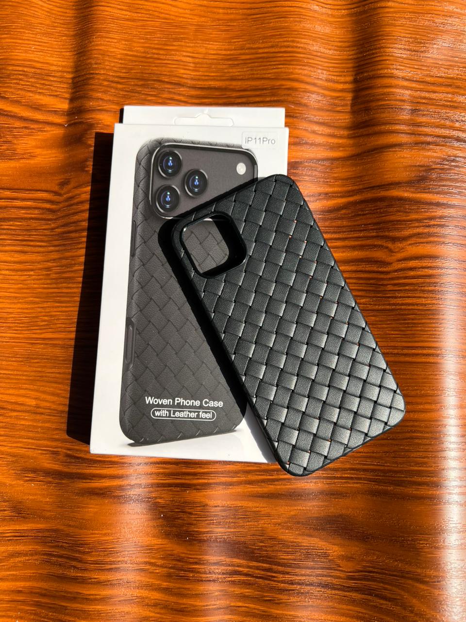 iPhone 11 Pro Woven Case "Leather Feel" Black