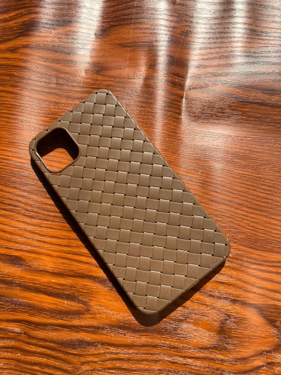 iPhone 11 Pro Max Woven Case "Leather Feel" Brown