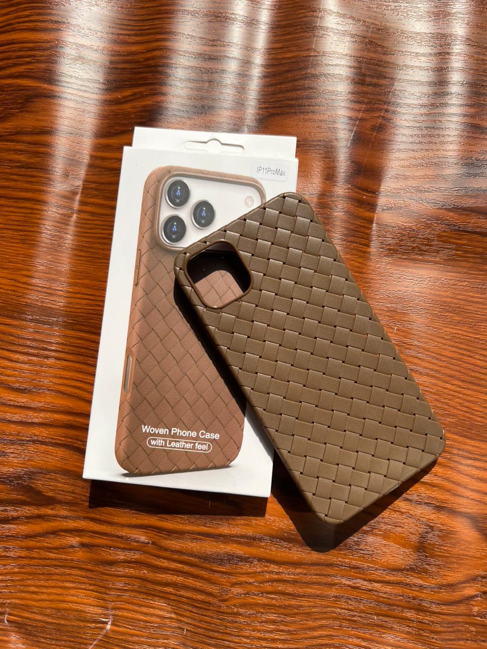 iPhone 11 Pro Max Woven Case "Leather Feel" Brown