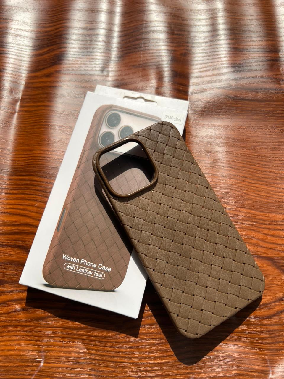 iPhone 14 Pro Max Woven Case "Leather Feel" Brown