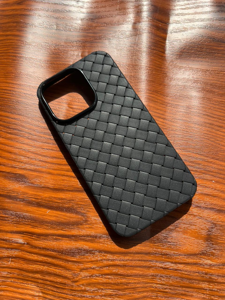 iPhone 14 Pro Woven Case "Leather Feel" Black