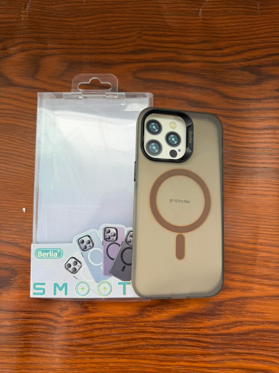 iPhone "15 Pro Max" BERLIA Premium MagSafe Case OffWhite