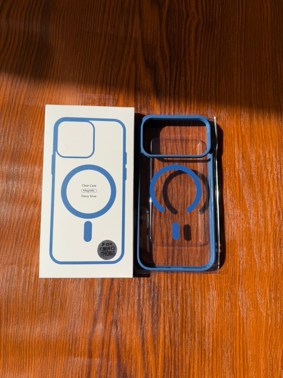 iPhone "17 Pro Max" Premium Clear MagSafe Case Blue