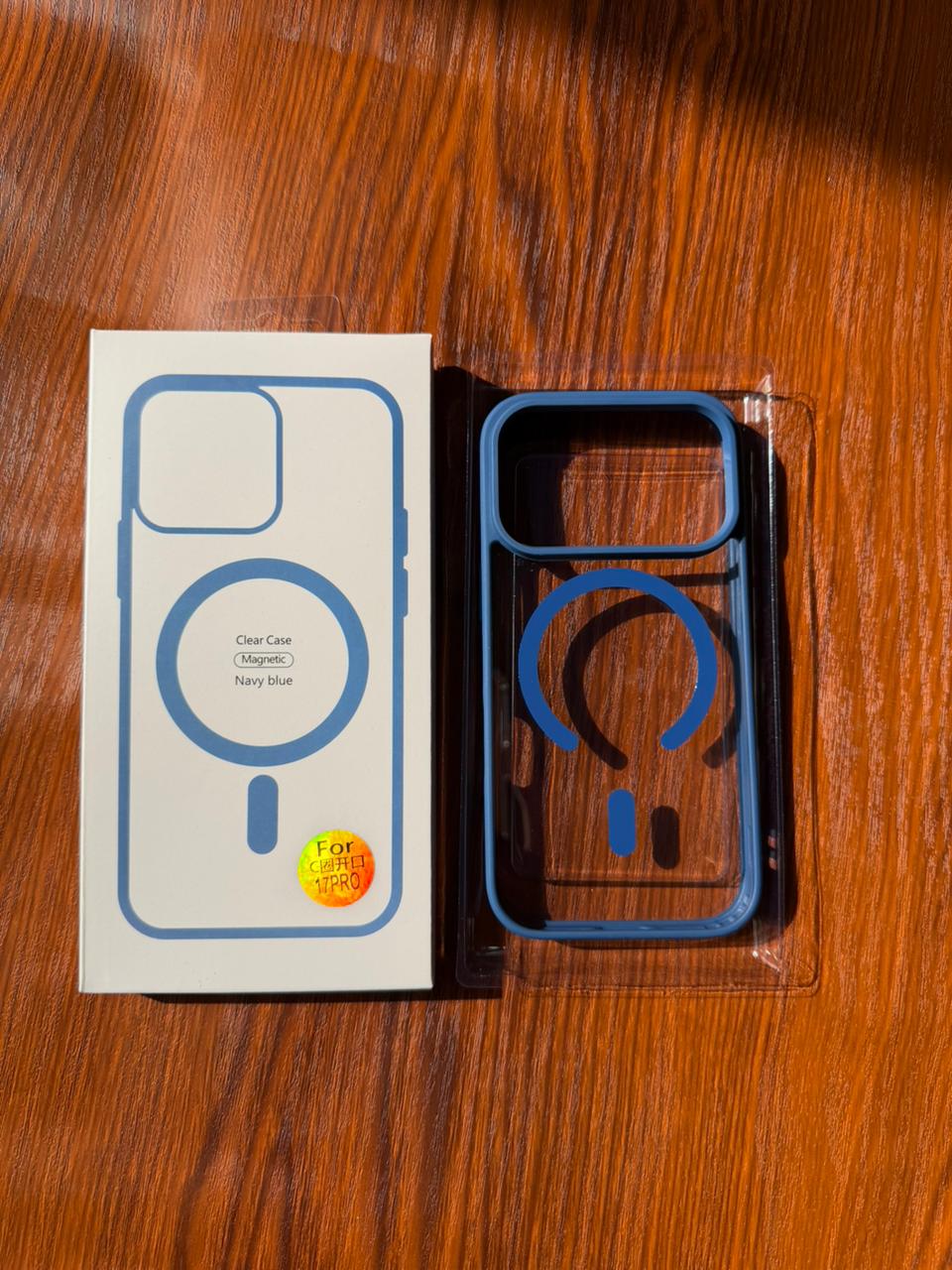 iPhone "17 Pro" Premium Clear MagSafe Case Blue