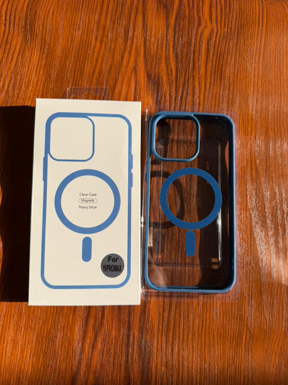 iPhone "15 Pro Max" Premium Clear MagSafe Case Blue