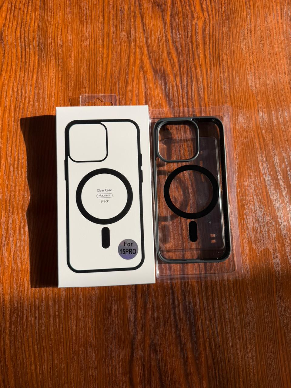 iPhone "15 Pro" Premium Clear MagSafe Case Black