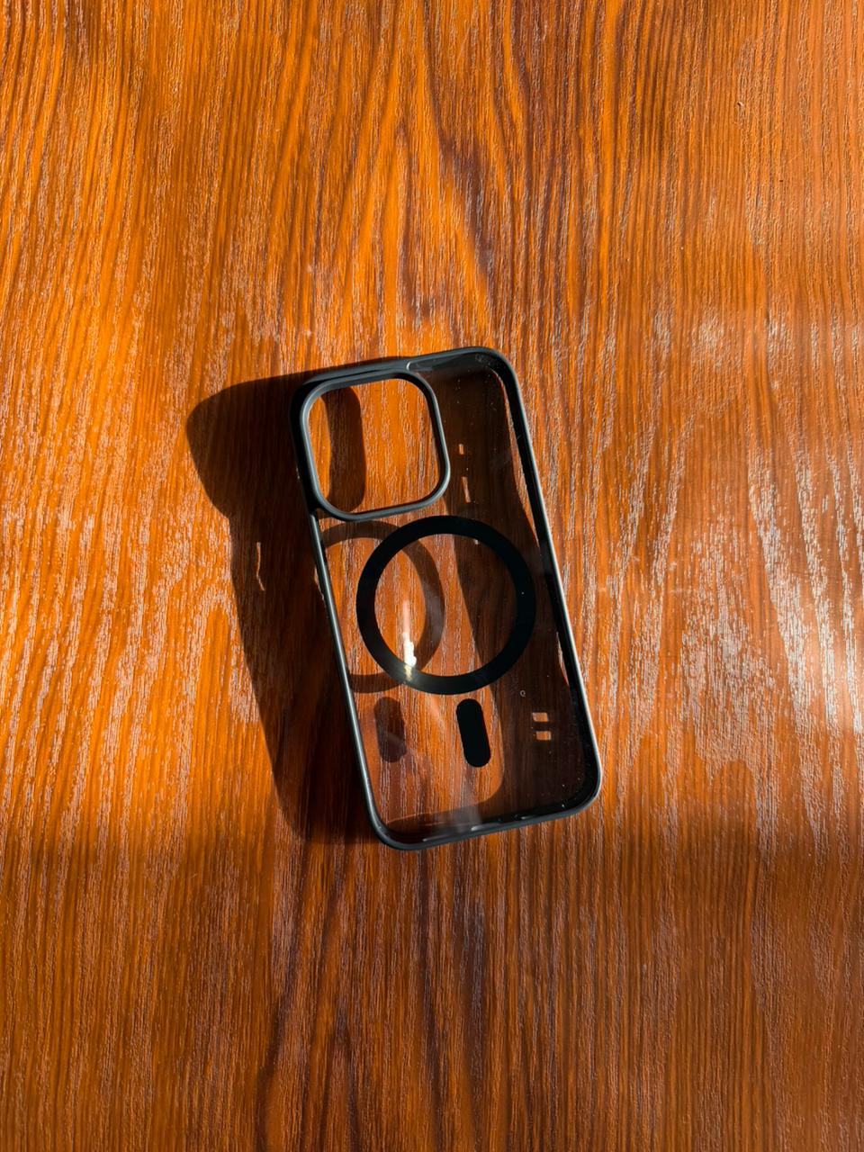 iPhone "15 Pro" Premium Clear MagSafe Case Black