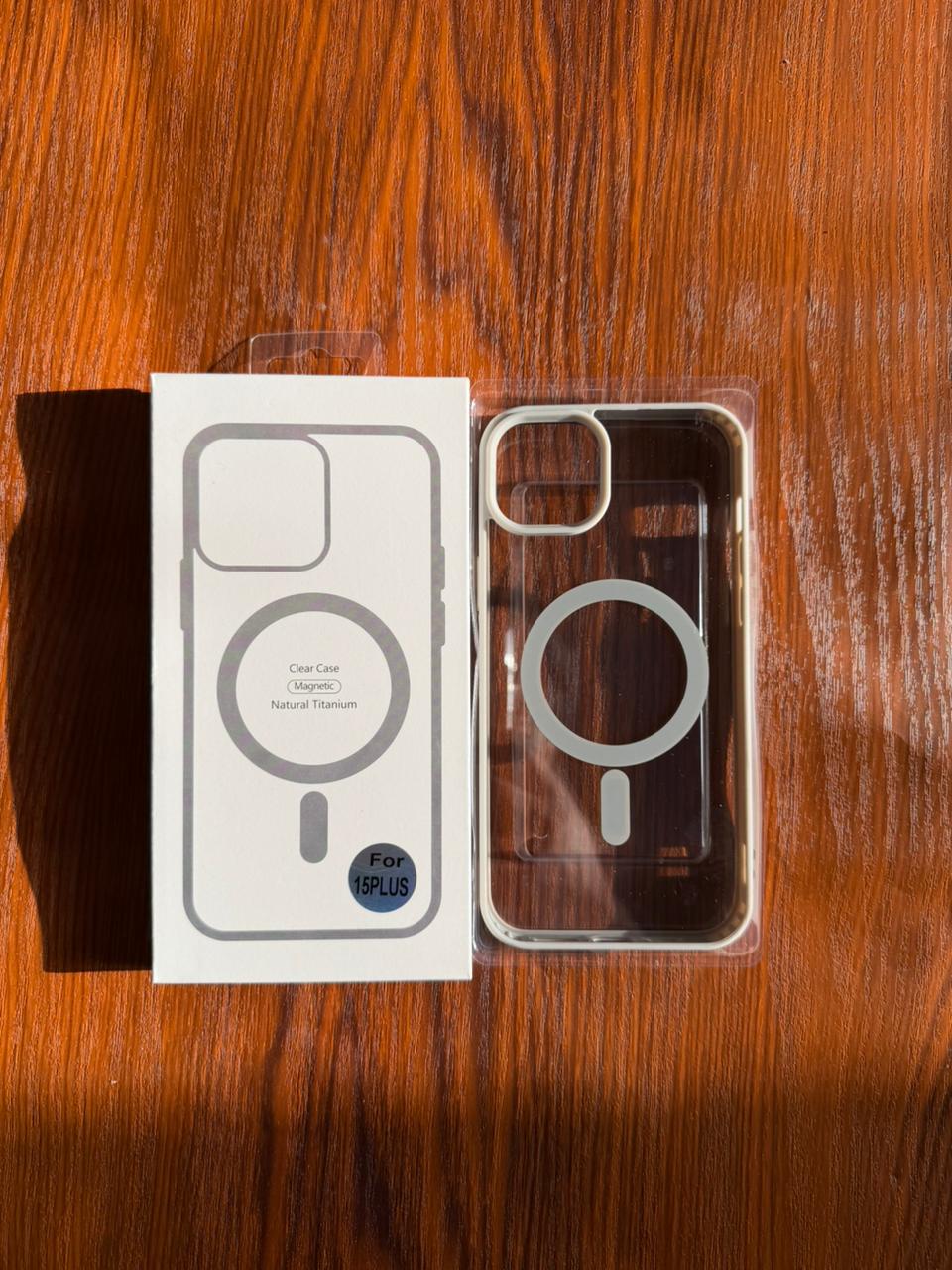 iPhone "15 Plus" Premium Clear MagSafe Case White