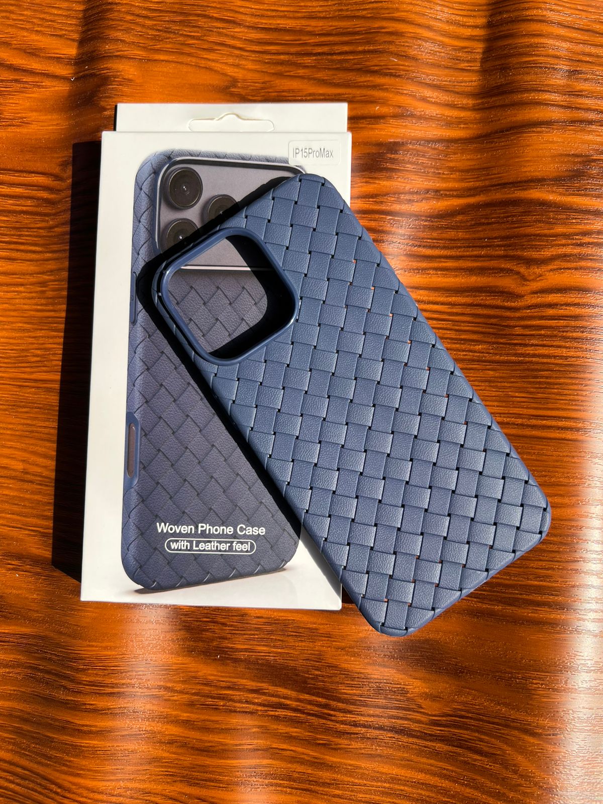iPhone 15 Pro Max Woven Case "Leather Feel" Blue