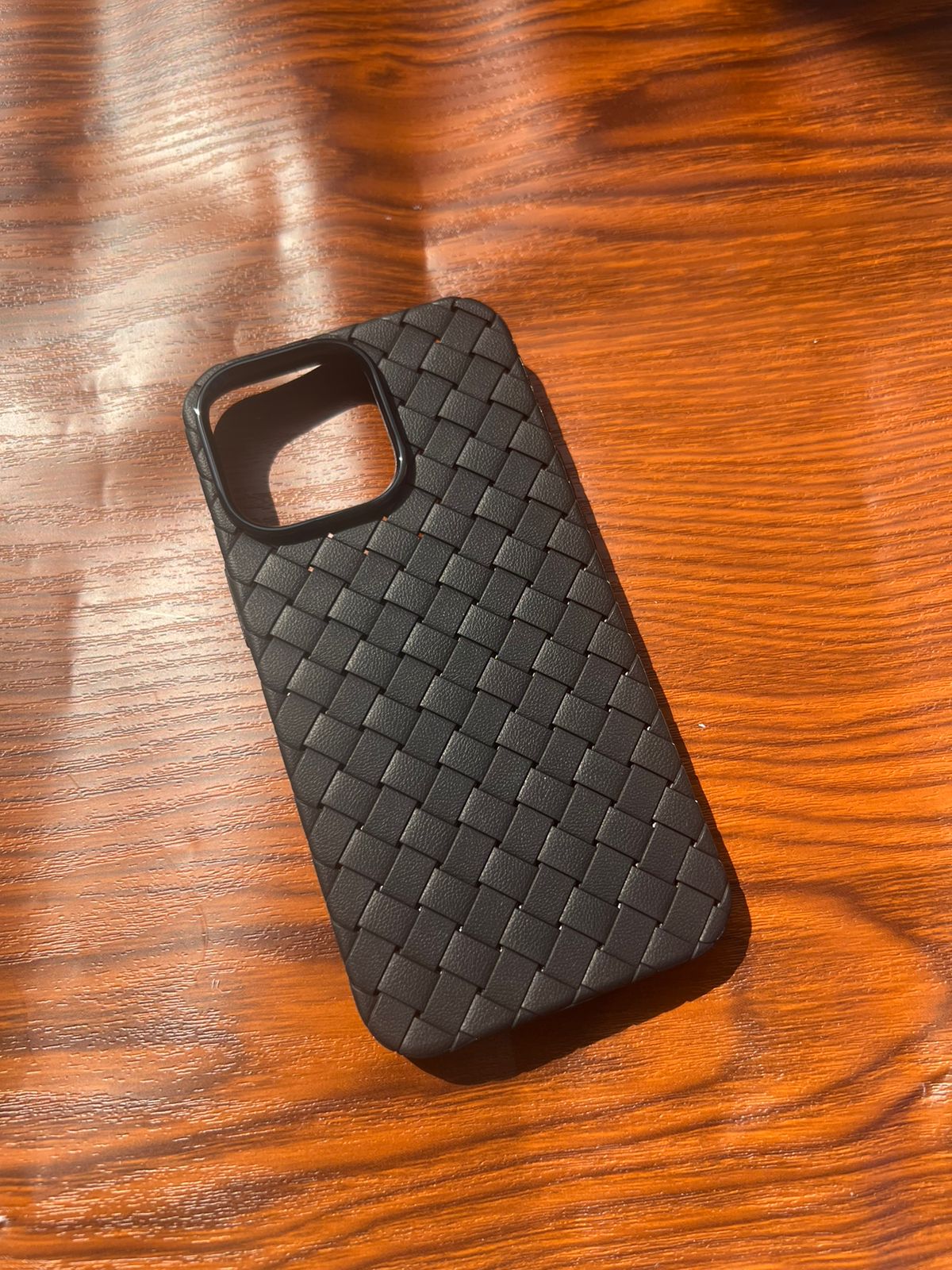 iPhone 13 Pro Woven Case "Leather Feel" Black
