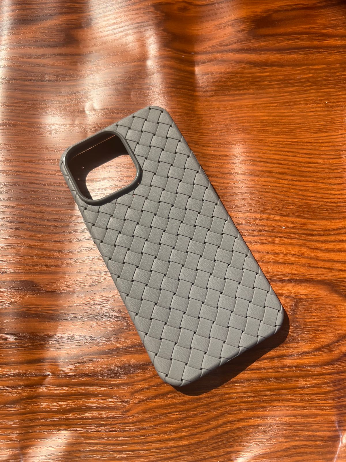 iPhone 15 Pro Max Woven Case "Leather Feel" Gray