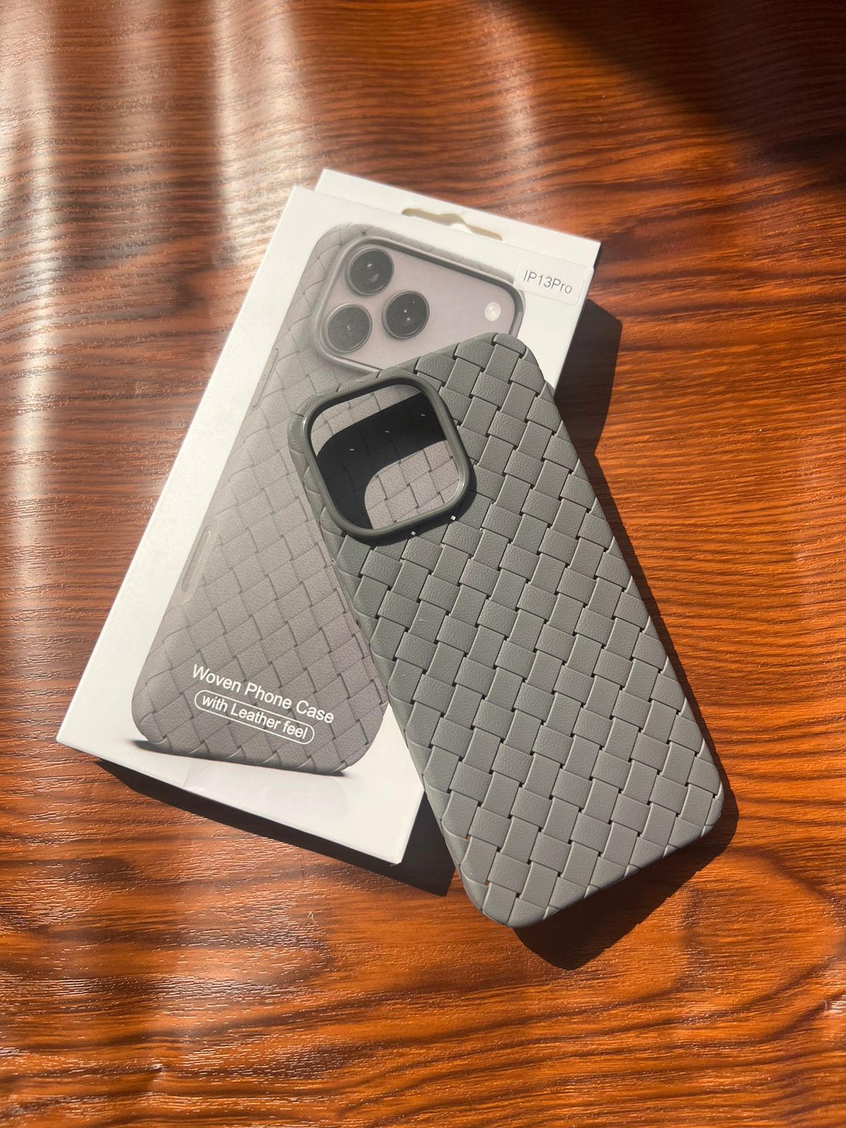 iPhone 13 Pro Woven Case "Leather Feel" Gray