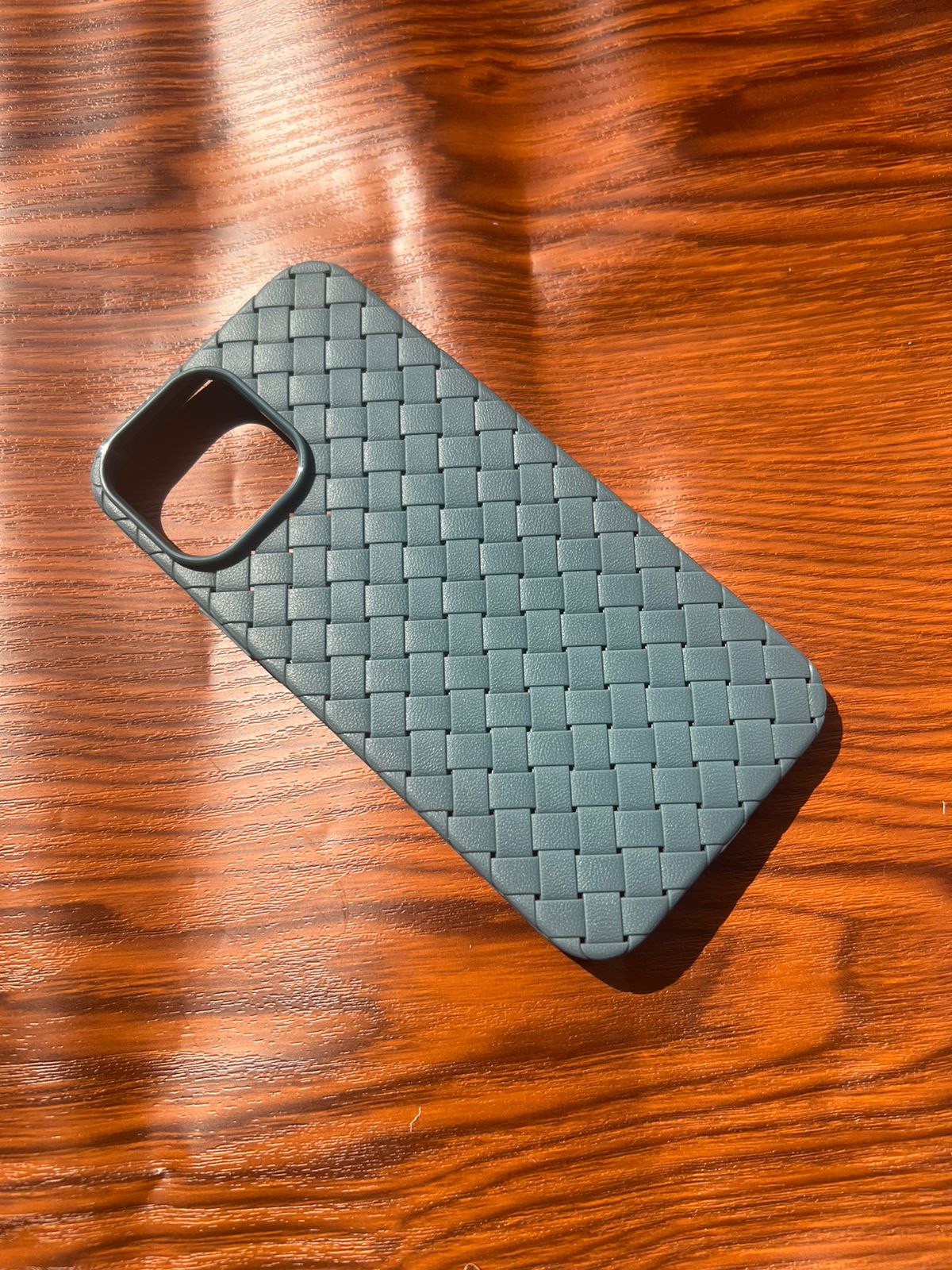 iPhone 13 Pro Max Woven Case "Leather Feel" Green