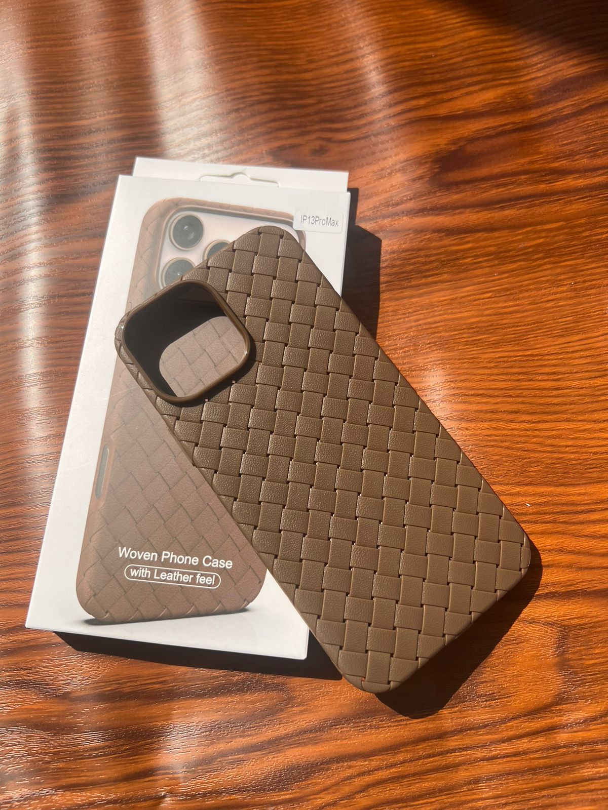 iPhone 13 Pro Max Woven Case "Leather Feel" Brown