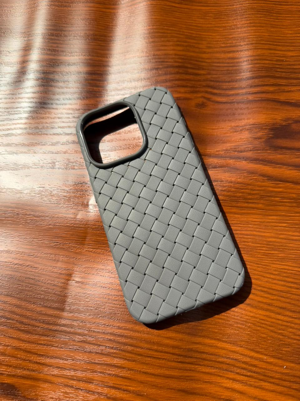 iPhone 15 PRO Woven Case "Leather Feel" Gray
