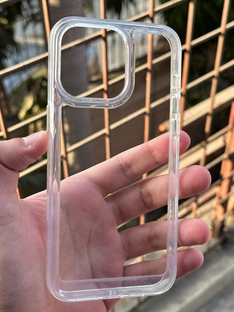 iPhone "15 Pro Max" BERLIA Premium Transparent Case Secondary image